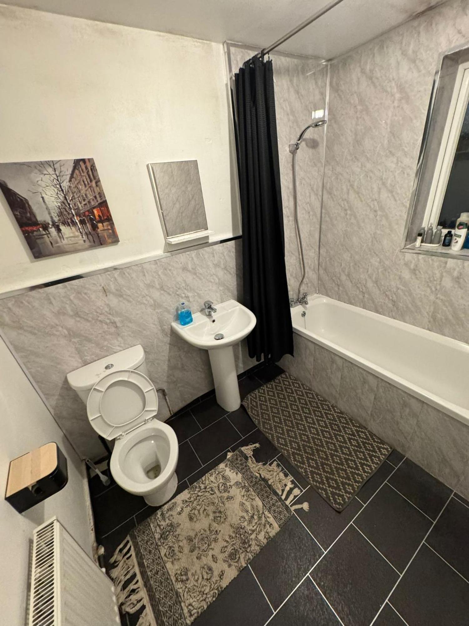 4 Bedroom Sleeps 11 Walk To Etihad Apartment Manchester